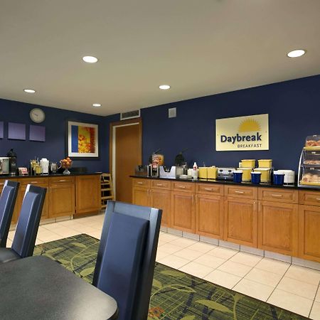 Days Inn By Wyndham Chattanooga/Hamilton Place Εξωτερικό φωτογραφία