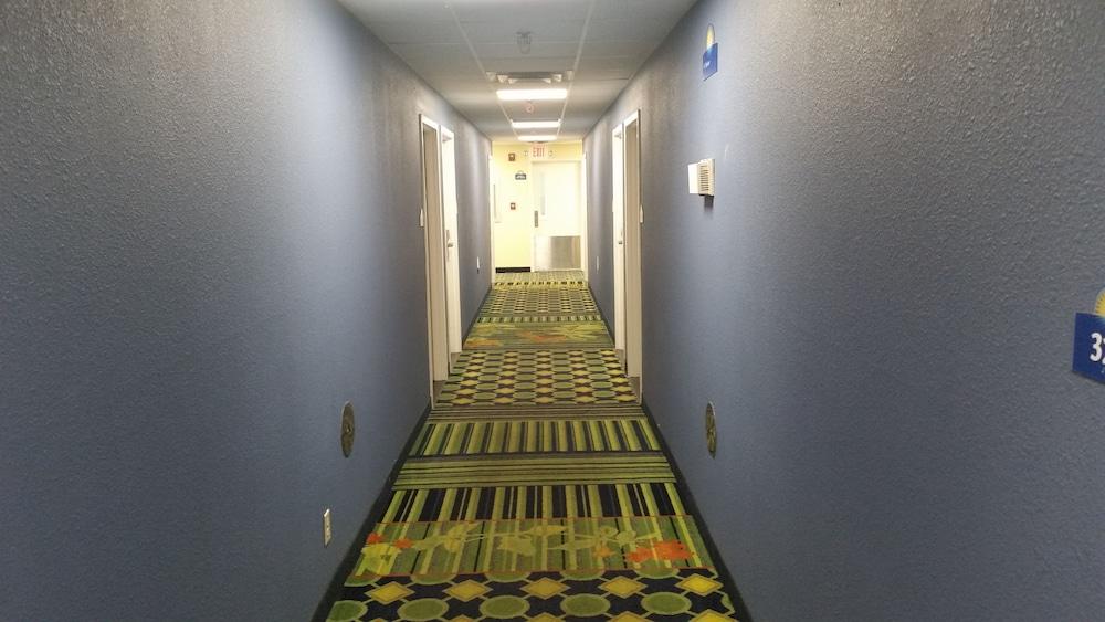 Days Inn By Wyndham Chattanooga/Hamilton Place Εξωτερικό φωτογραφία