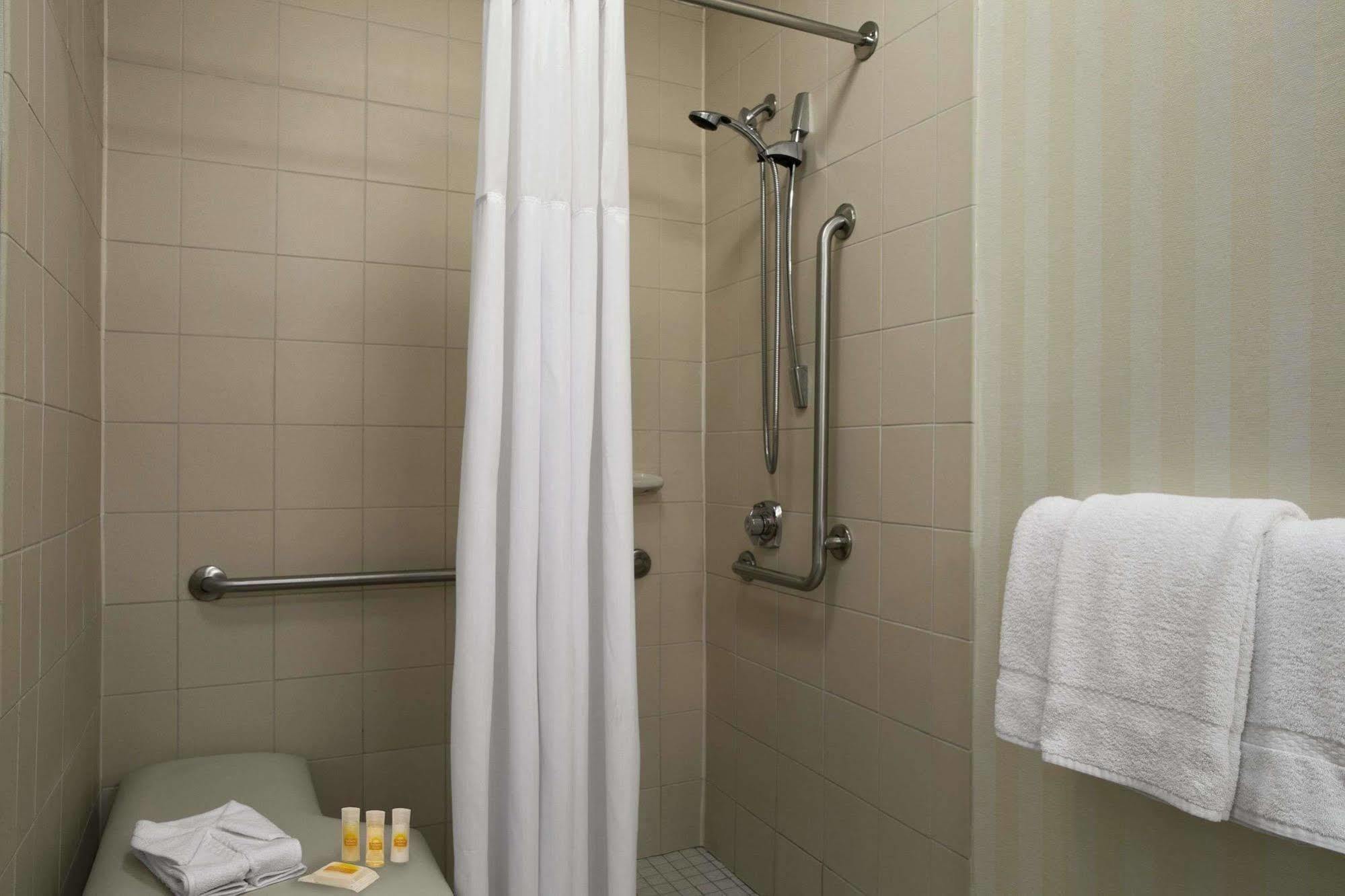 Days Inn By Wyndham Chattanooga/Hamilton Place Εξωτερικό φωτογραφία